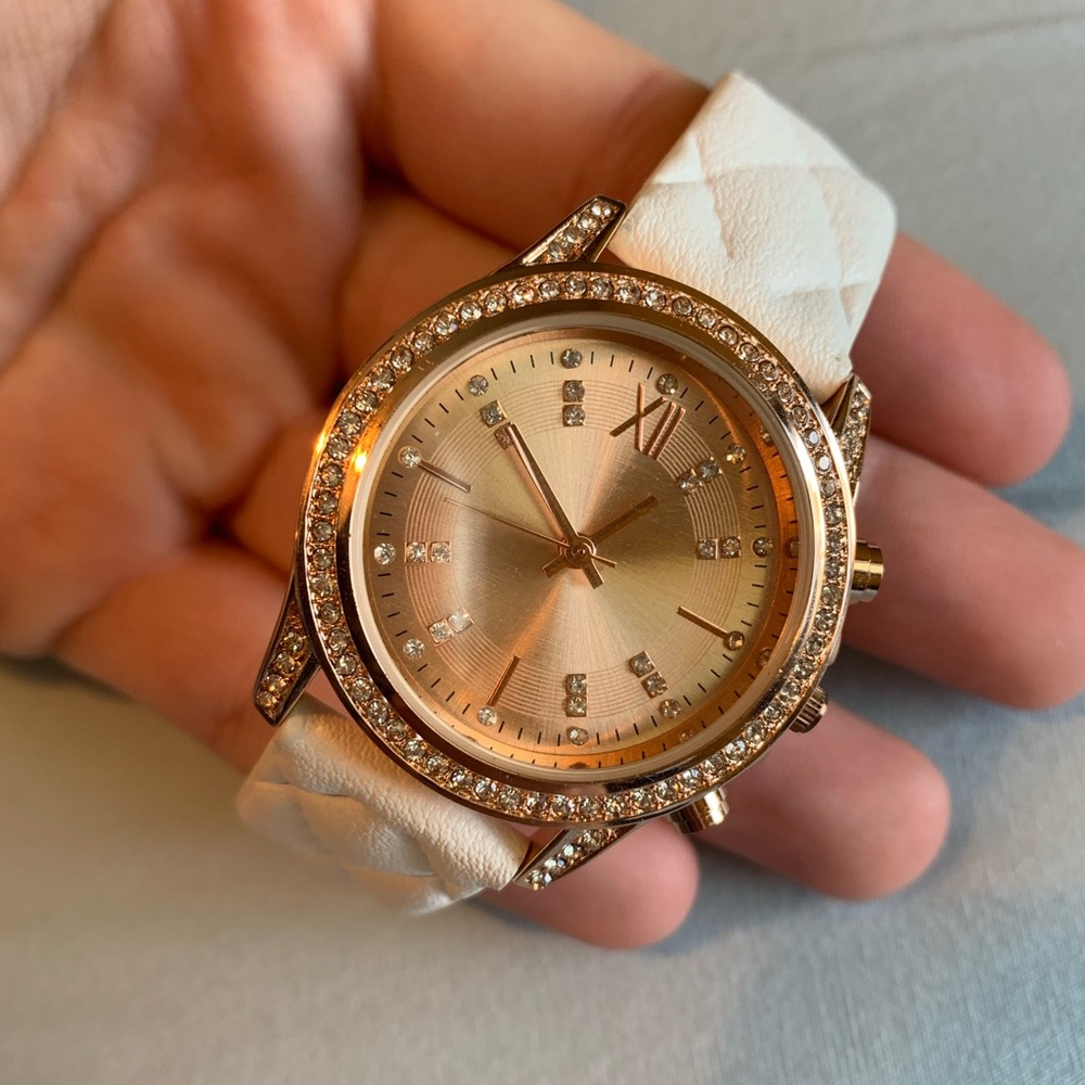 Beautiful watch - Picture 4 of 5